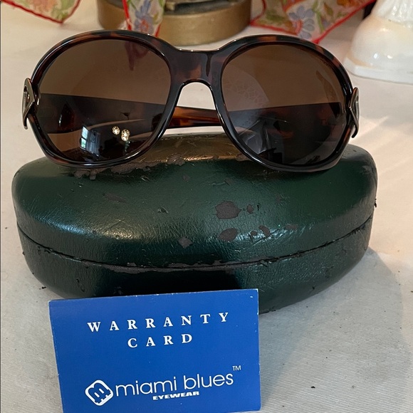 Women's Tortoise Shell Sunglasses Cat Eyes Bronze Hinge - Picture 1 of 12
